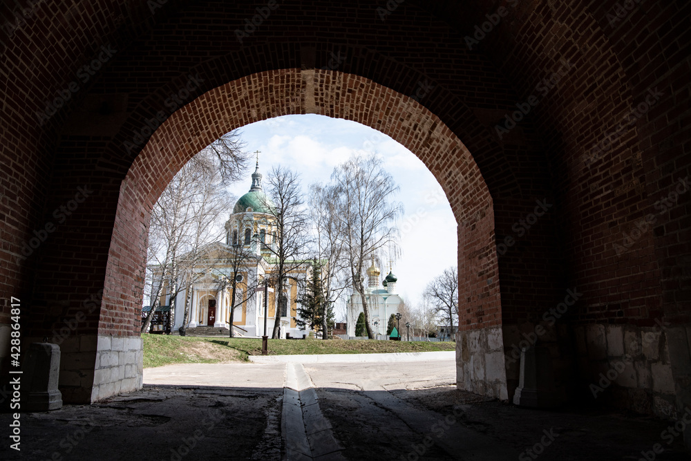 Fototapeta premium an old stone fortress-kremlin in the center of the city of Zaraysk 