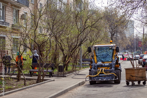 Handymen set to work on spring yard work and landscaping