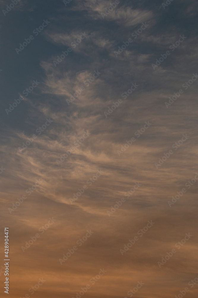 Fototapeta premium The color of the sky in the evening when the sun is setting