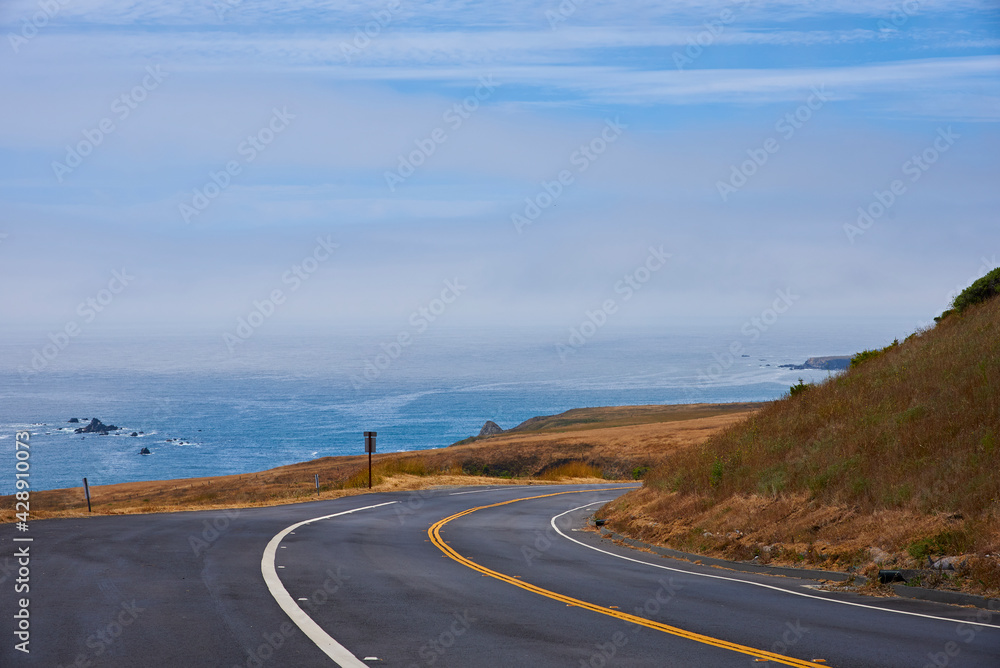 Coastal Route 101 with view over Pacific Ocean