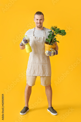 Young male gardener on colo...