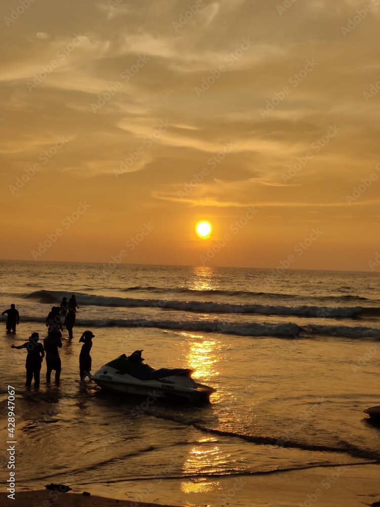 Fototapeta premium sunset on the beach