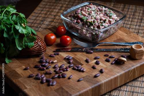 bean salad with meat