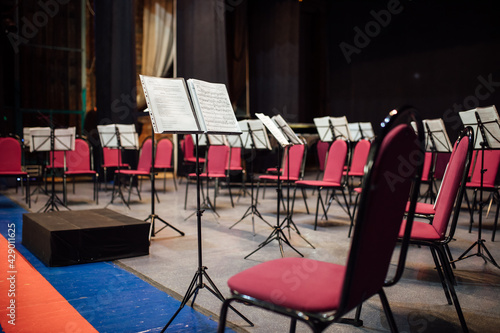 Fotografie view of the empty concert hall from the stage