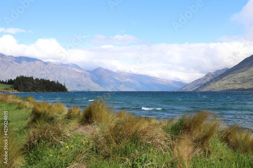 Lake Wakatipu / Lake Wakatipu