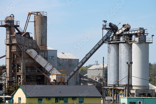 Crushing plant and limestone mine rock dust