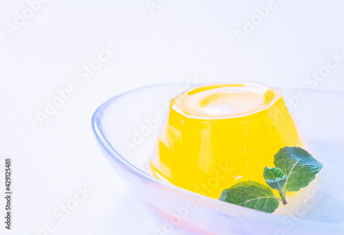 cool sweets. Jelly and mint. ひんやりスイーツ。ゼリーとミント