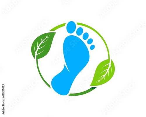 Circular nature leaf with foot care inside