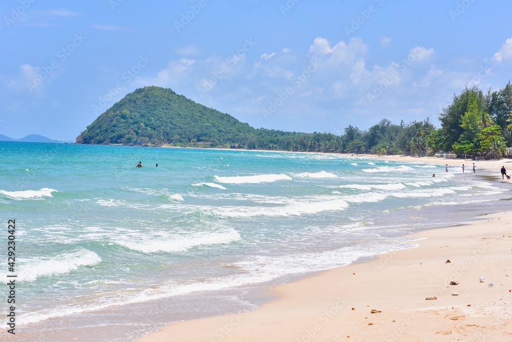 Thung Wua Laen Beach, Famous Beach in Chumphon Province Thung Wua Laen Beach, Famous Beach in Chumphon Province