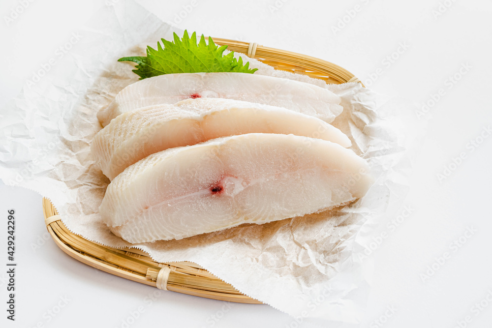 冷凍カレイの切り身 カラスガレイ Stock Photo | Adobe Stock