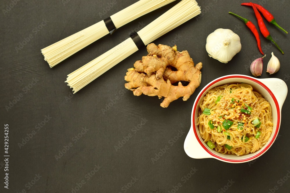 Somen noodle with spicy garlic ginger sesame soy sauce Stock Photo