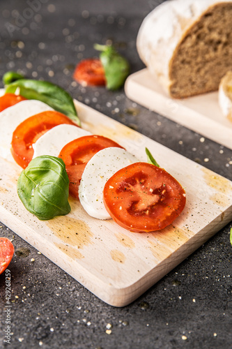 Salad Caprese