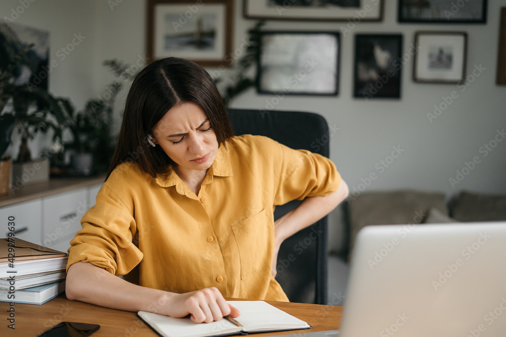 back pain while working at a computer back pain while working at a computer
