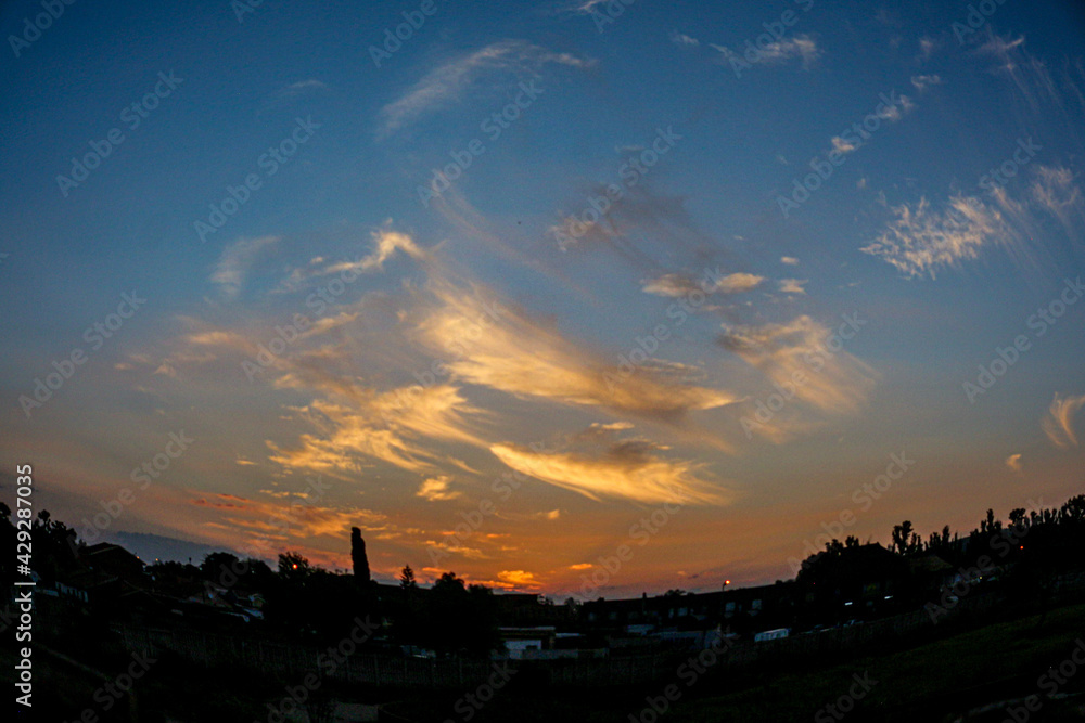 Fototapeta premium sunset over the city