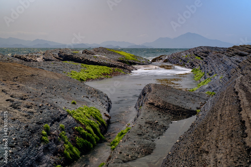 Tung Ping Chau, Hong Kong is an extension of the Plover Cove country park and is the closest one to mainland China. Despite the proximity, its shores and waters are still clean. 