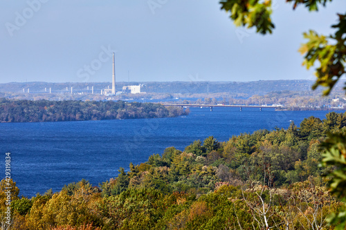 Obraz na plátně Beautiful blue river winding through the St Croix River Valley on a fall day on