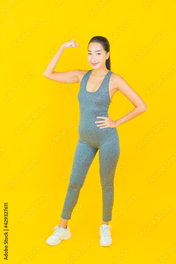 Portrait beautiful young asian woman with sportswear