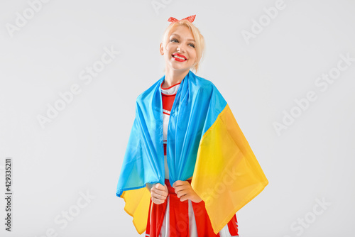 Beautiful cheerleader with ...