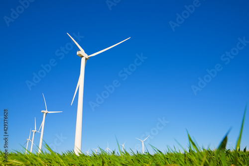 Clean wind energy © WINDCOLORS