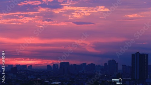 Wallpaper Mural Motion blur video background Of bokeh or morning light that hits the leaves and moves in the wind blowing through, the beauty of the ecosystem Torontodigital.ca