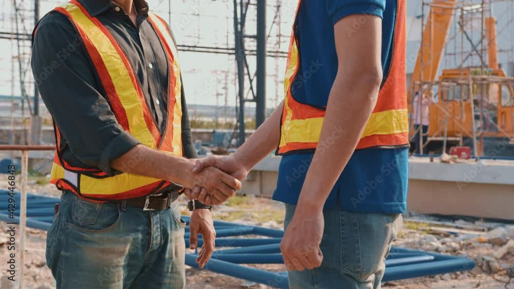 Engineering people are working in outdoor construction factory . Engineering people are working in outdoor construction factory .
