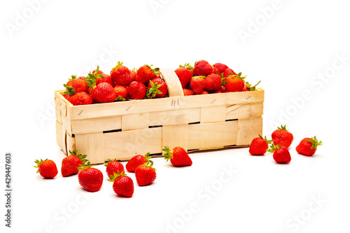 Erbeeren im Spankorb