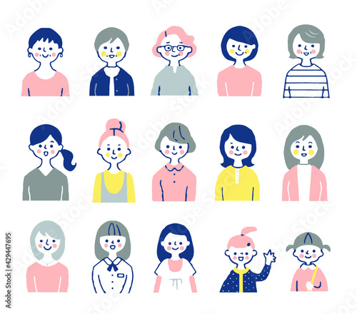 いろいろな世代の女性　上半身　