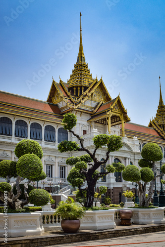 バンコク、大宮殿、エメラルド寺院、仏舎利塔などを周遊する © C.Y.やまざきちよこ
