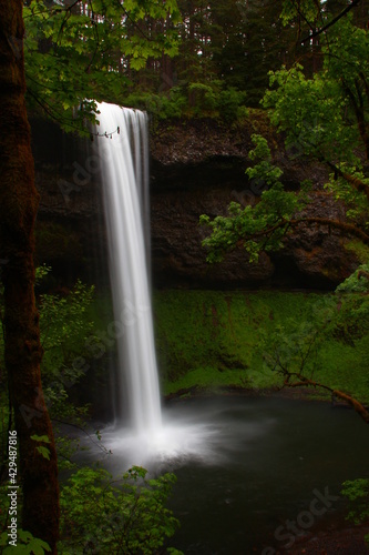 South Falls in Silver Falls State Park in Oregon © Kannan