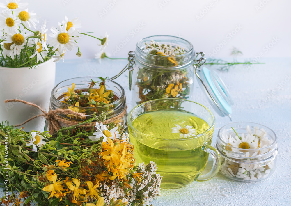 Mix of chamomile and Hypericum wort tea Mix of chamomile and Hypericum wort tea