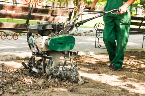 Tillage with a cultivator