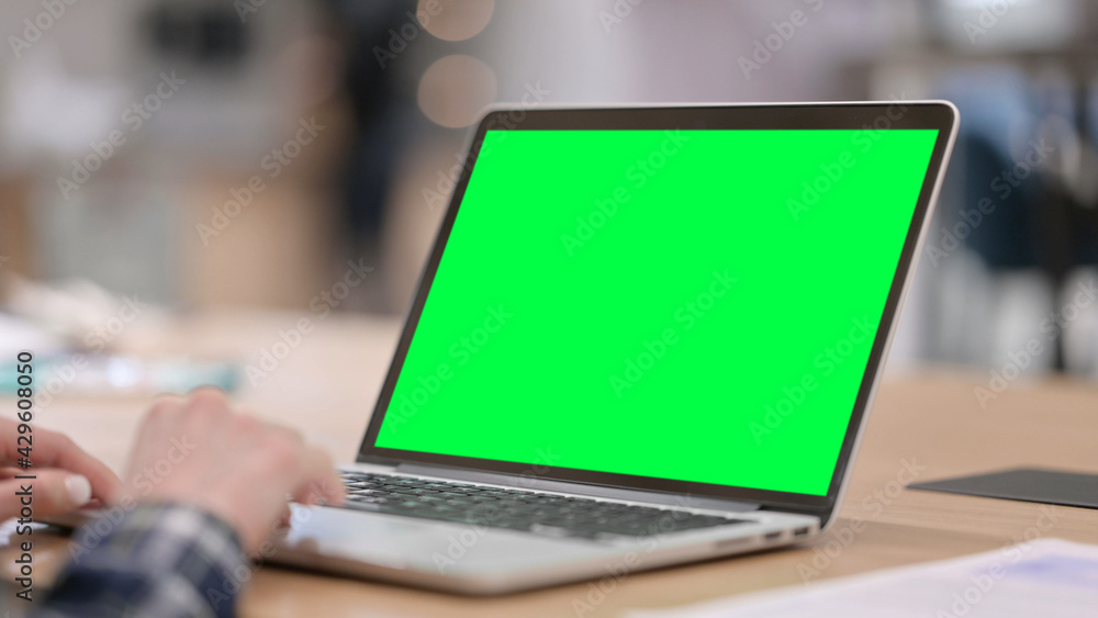 Female Hands Typing on Laptop with Green Chroma Key Screen Female Hands Typing on Laptop with Green Chroma Key Screen