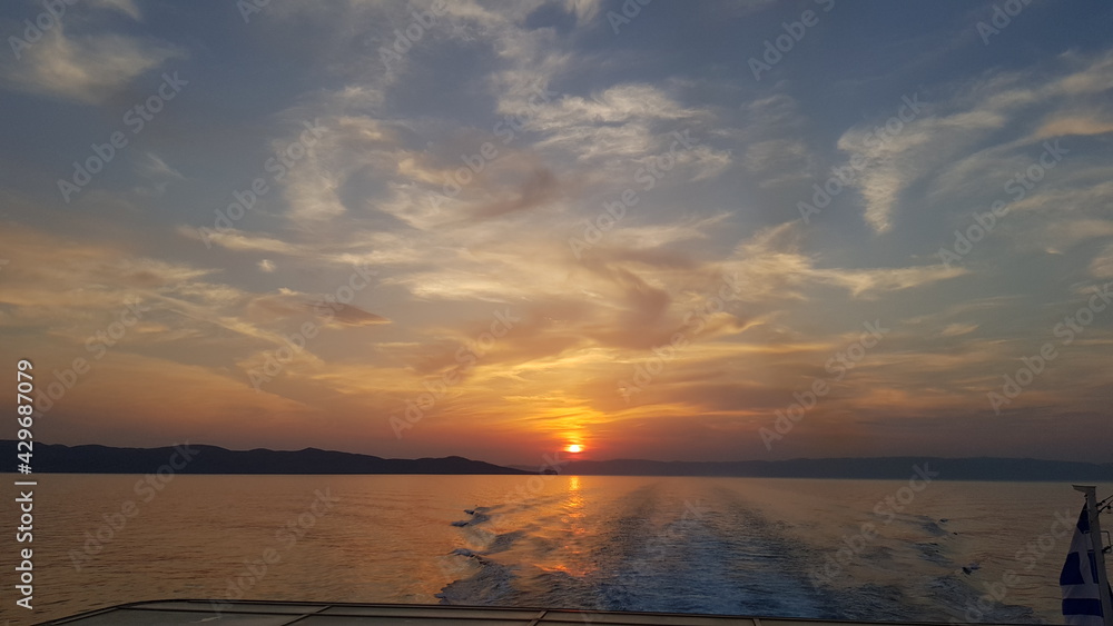 Fototapeta premium sunset on the sea