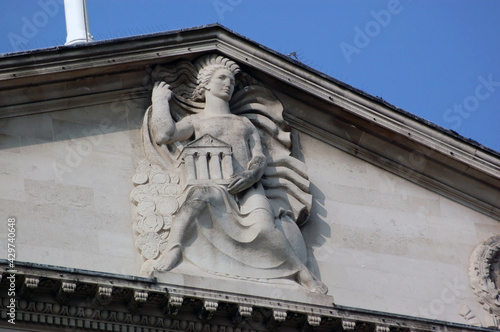 Bank of England sculpture