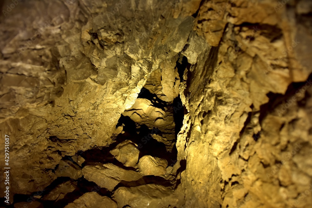 Jaskinia Obłazkowa w Tatrach, podziemia w Polsce, speleologia, 