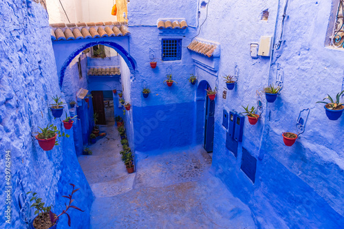 The blue streets of Chefchaouen, Morocco © Stefano Zaccaria