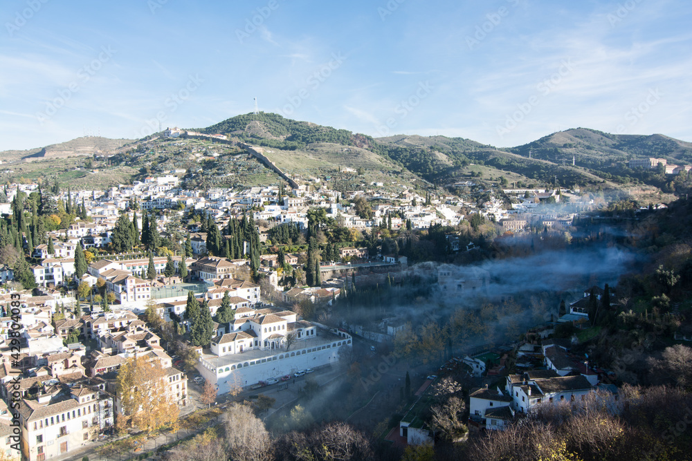 Fototapeta premium Granada vista dal parco dell'alhambra