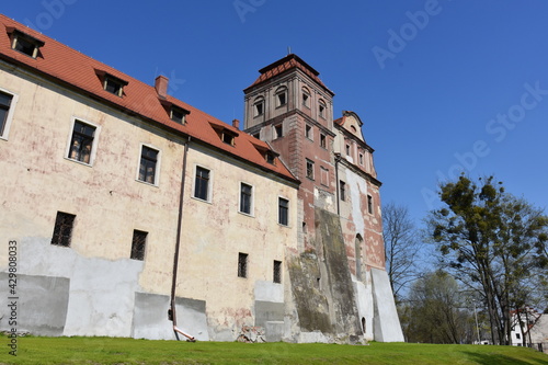 Zamek w Niemodlinie, późnorenesansowa rezydencja książąt opolskich, niemodlińskich i strzeleckich photo