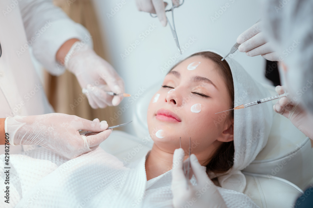 Cosmetic procedure to rejuvenate the skin and remove wrinkles for a young beautiful girl. Cosmetology Cosmetic procedure to rejuvenate the skin and remove wrinkles for a young beautiful girl. Cosmetology