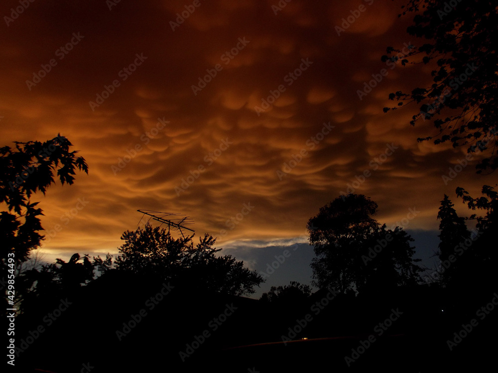 Fototapeta premium sunset in the mountains