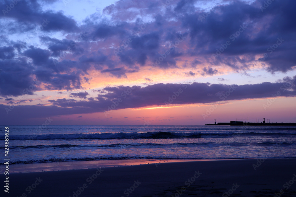 日本海、夕日の名残り