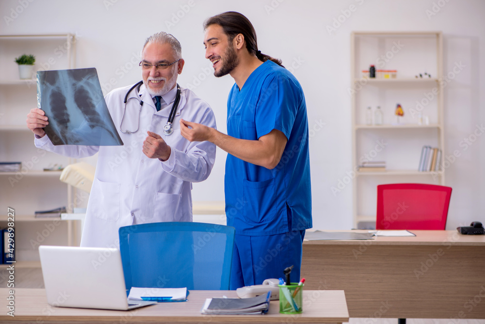 Two doctors working in the clinic