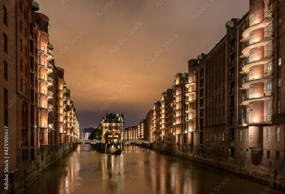 city canal at night Hamburg 