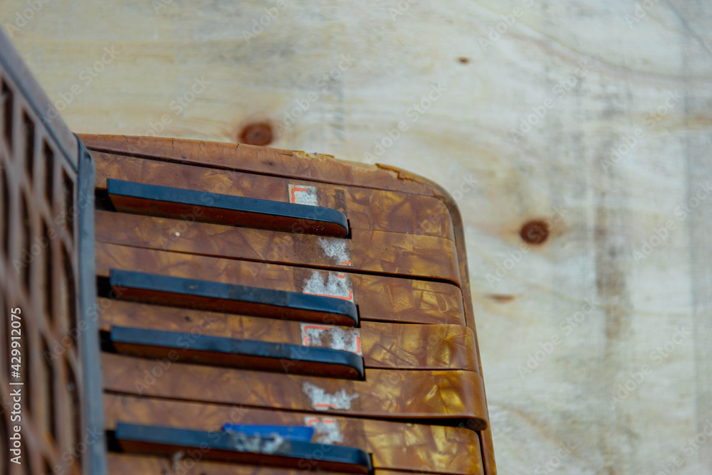 Old and small 120 bass accordion for students. Old and small 120 bass accordion for students.