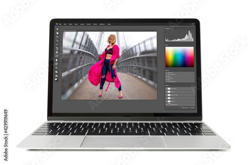 Photos Powerful laptop computer isolated on white background