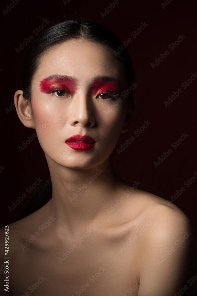 Red eye shadow colour makeup beauty portrait
Red eye shadow colour makeup beauty portrait