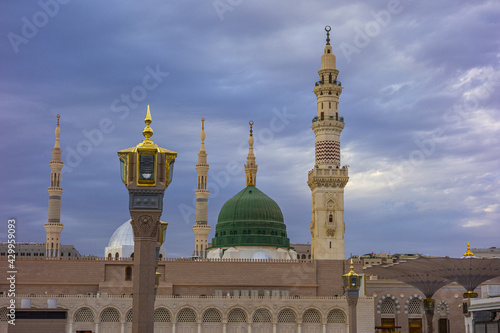 Fényképezés Beautiful Masjid al Nabawi along with the Green dome