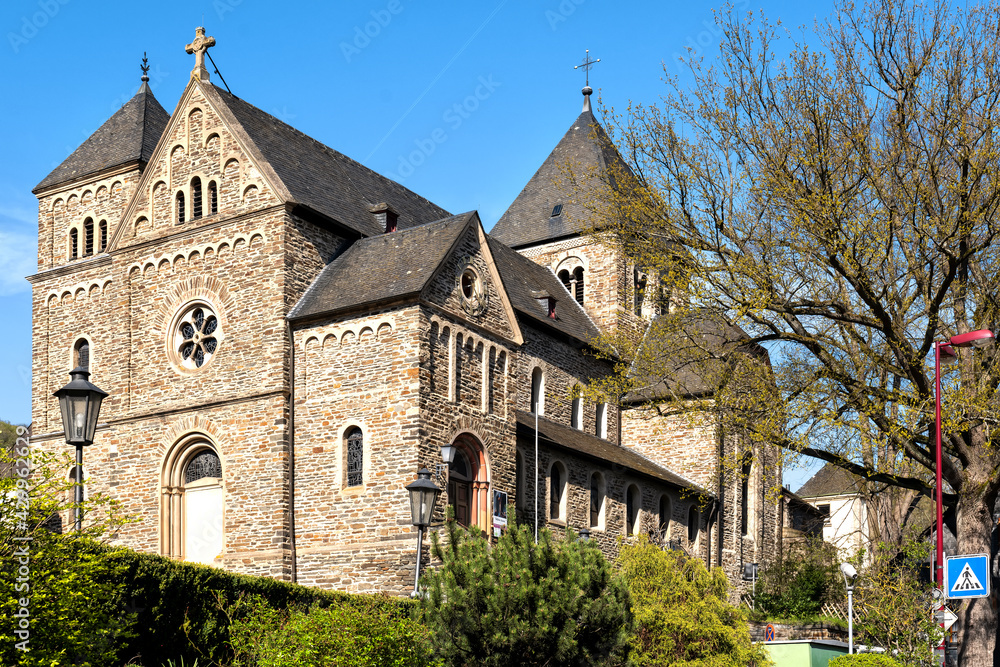 Mariae parish church in Altenahr, Germany - Pfarrkirche Mariä in Altenahr, Deutschland