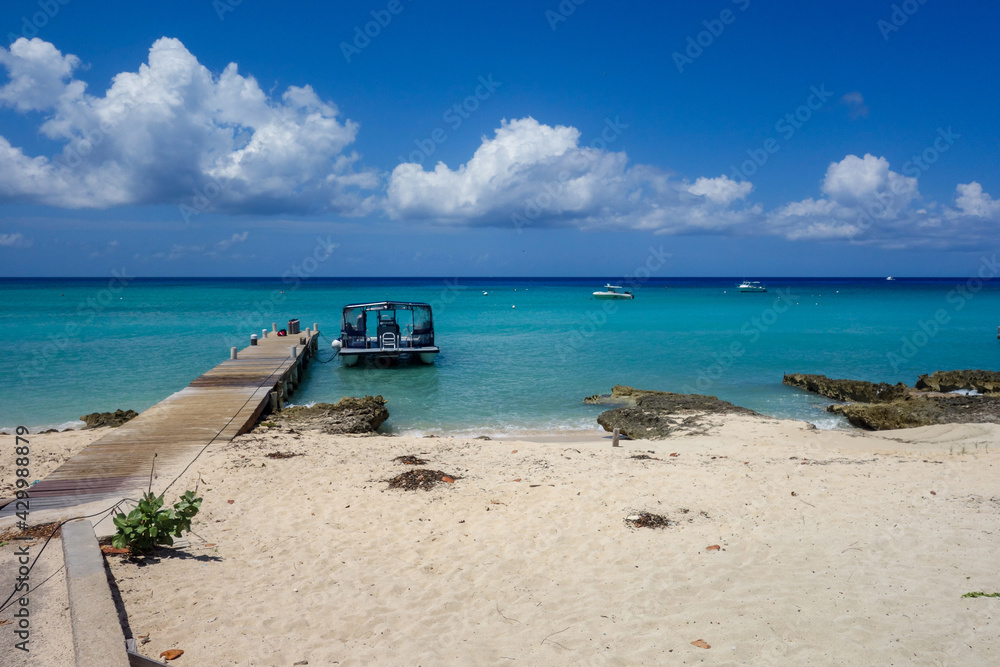 Obraz premium Paradise beach of the Caymans Islands