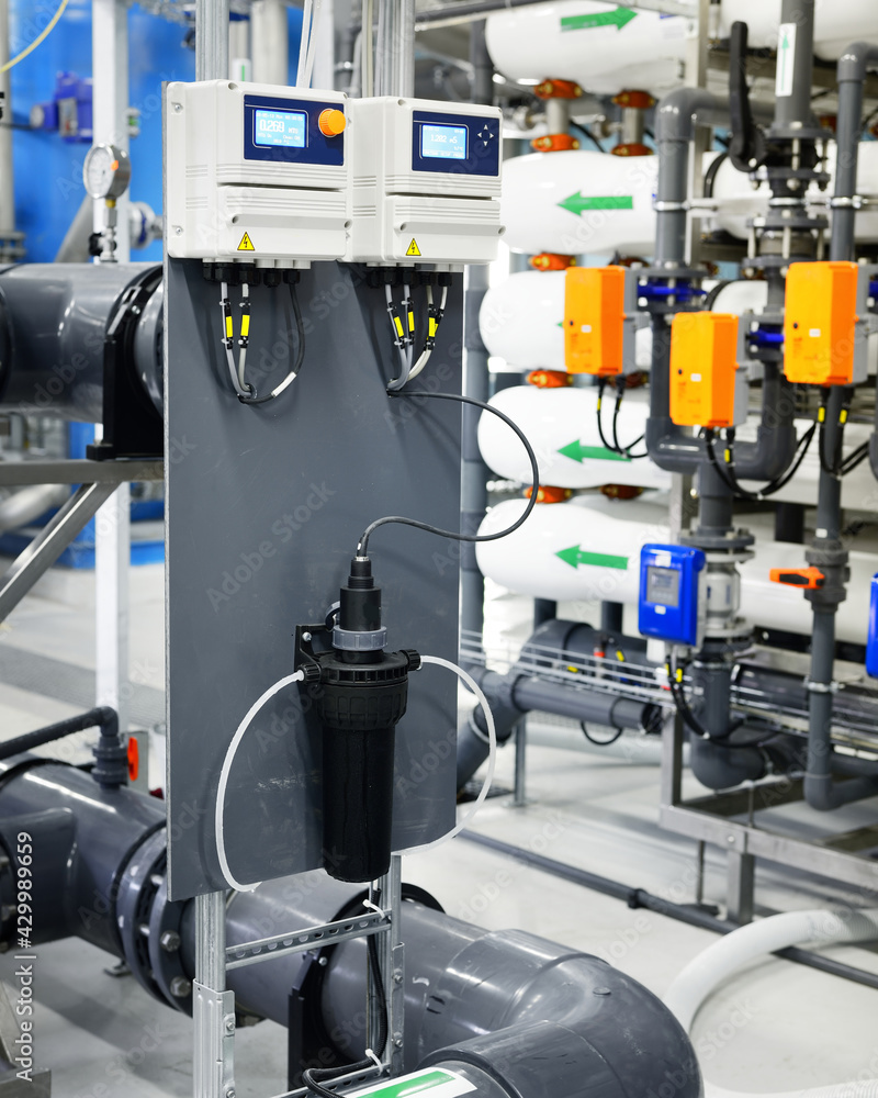 Water quality control unit on a reverse osmosis water treatment city